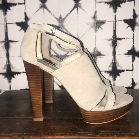 MICHAEL Michael Kors Suede Leather Heels - Picture 3 of 7